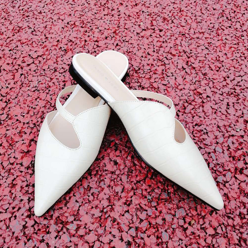2021 New Grown-up Fashion Slippers European and Outdoor Women Pointed to the Shallow Mouth of Summer Sandals 7sh1, White
2021 New Grown-up Fashion Slippers European and Outdoor Women Pointed to the Shallow Mouth of Summer Sandals 7sh1, White