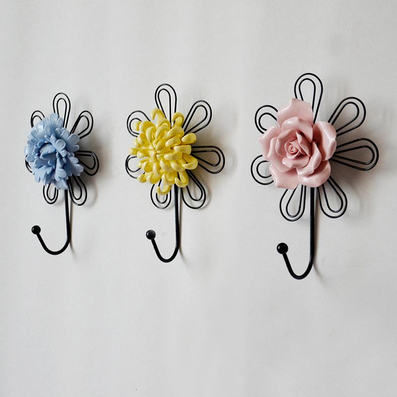 European pastoral creative wall hook ceramic wall hook three-dimensional decorative behind the door coat rack hanger
European pastoral creative wall hook ceramic wall hook three-dimensional decorative behind the door coat rack hanger