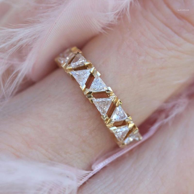 ZHOUYANG Rings For Women Simple Triangle Zircon Light Gold Color Midi Finger Ring Accessories Fashion Jewelry Wholesale R1961
ZHOUYANG Rings For Women Simple Triangle Zircon Light Gold Color Midi Finger Ring Accessories Fashion Jewelry Wholesale R1961