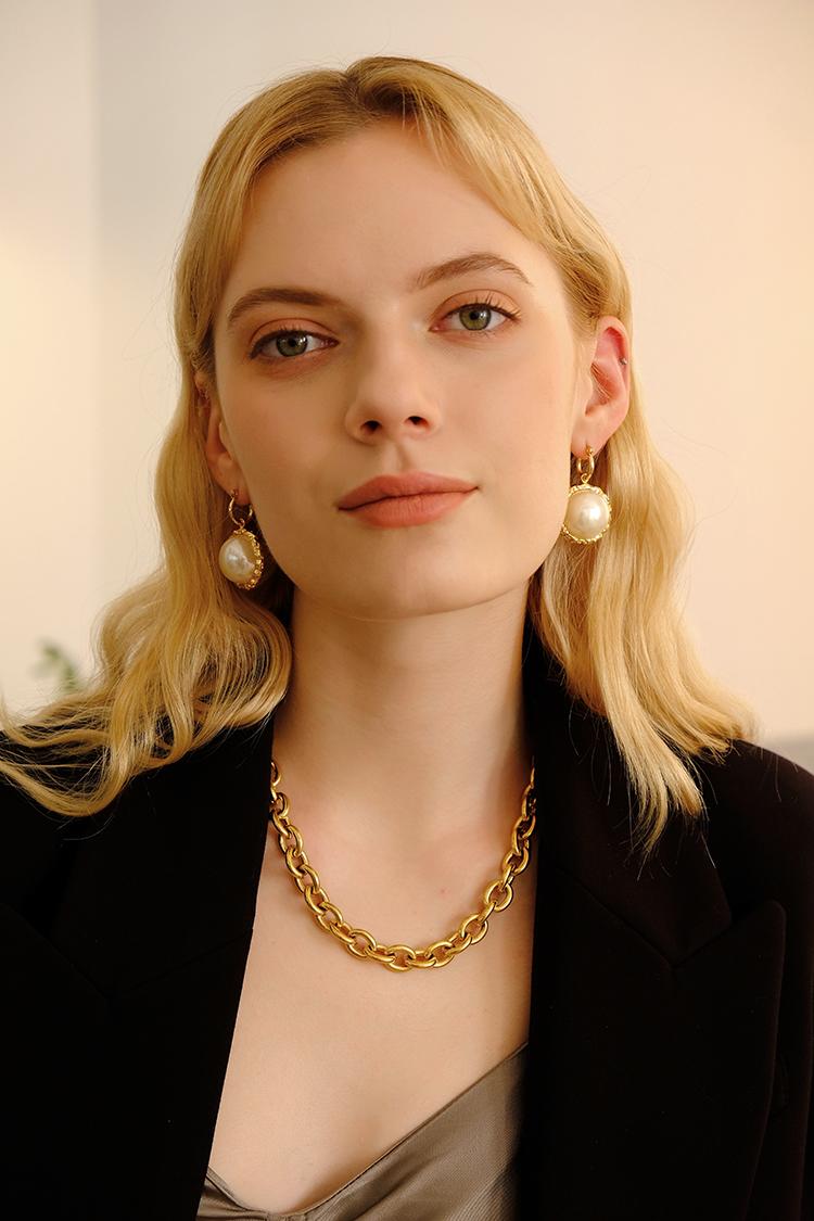 Chokers Timeless Wonder Titanium Pave O Chain Choker Necklace Women Stainless Steel Jewelry Goth Designer Party Top Trendy Ins Rare 6822
Chokers Timeless Wonder Titanium Pave O Chain Choker Necklace Women Stainless Steel Jewelry Goth Designer Party Top Trendy Ins Rare 6822