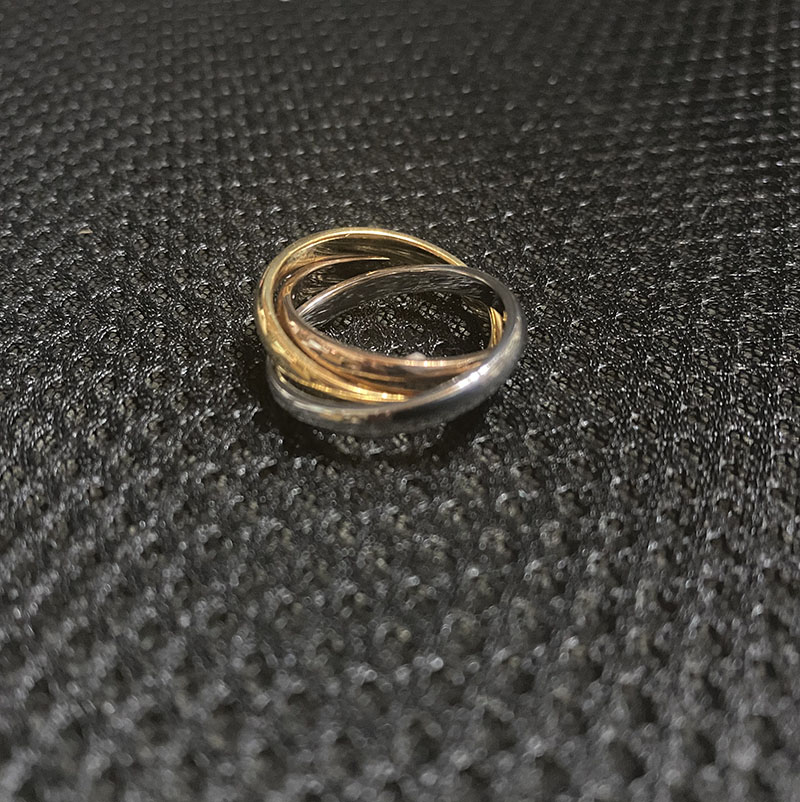 New fashion brand stainless steel 3 ring ring 18K personality high quality lovers gift friends exchange gifts
New fashion brand stainless steel 3 ring ring 18K personality high quality lovers gift friends exchange gifts