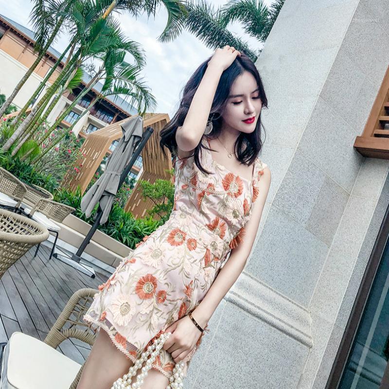 Spring And Summer Fashion Casual Sexy Young Female Women Girls Brand Sleeveless Jumpsuits Women' & Rompers, Picture color
Spring And Summer Fashion Casual Sexy Young Female Women Girls Brand Sleeveless Jumpsuits Women' & Rompers, Picture color