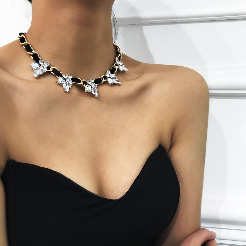 Hot selling jewelry with retro punk single layer simple winding item ornament temperament zircon flannel necklace for female
Hot selling jewelry with retro punk single layer simple winding item ornament temperament zircon flannel necklace for female