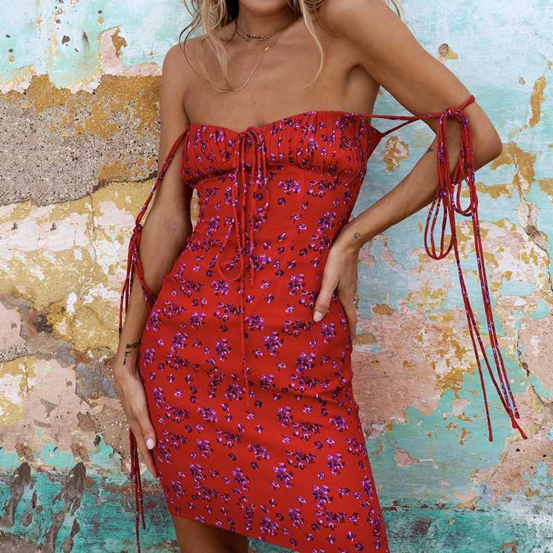 Summer style Red robe dress 2019 Vacation Women vestido Sexy casual print mini dress Womens high waist wrapped chest Dresses1
Summer style Red robe dress 2019 Vacation Women vestido Sexy casual print mini dress Womens high waist wrapped chest Dresses1