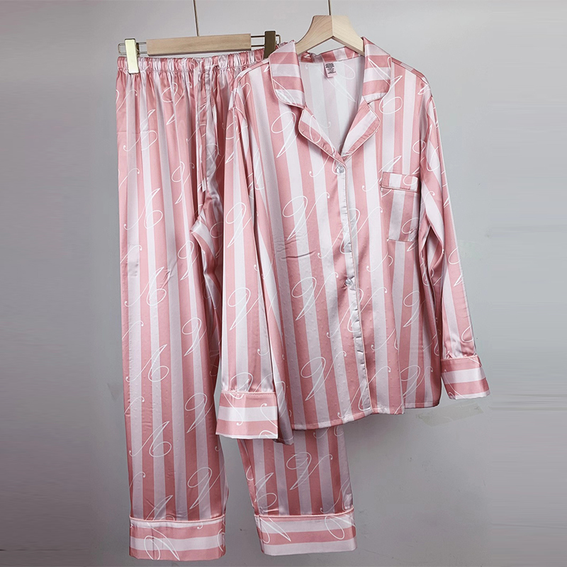 2021 Winter Pajamas for Woman Long Sleeve Silk Satin Pj Striped Ensemble Loungewear Autumn Clothes Pyjamas 31ti, Style 2
2021 Winter Pajamas for Woman Long Sleeve Silk Satin Pj Striped Ensemble Loungewear Autumn Clothes Pyjamas 31ti, Style 2