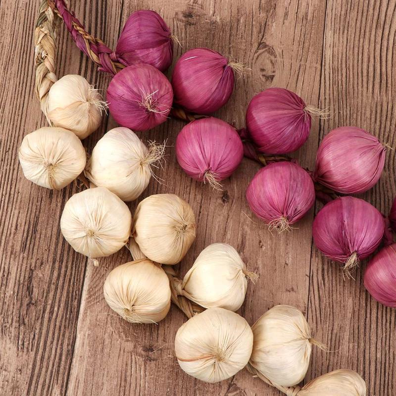 1String Faux Artificial Garlic Onion Home Party Decoration Photography Props Wall Hanging Foam Simulation Vegetables Plants
1String Faux Artificial Garlic Onion Home Party Decoration Photography Props Wall Hanging Foam Simulation Vegetables Plants