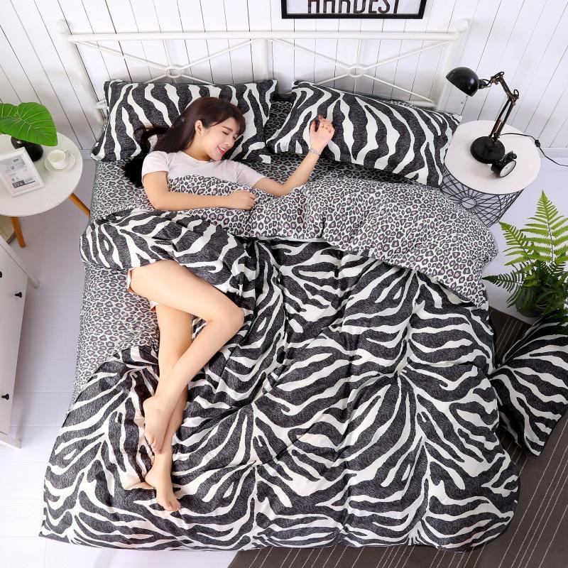 3/4pcs King Size Geometric Bedding Sets Leopard Queen Size Duvet Cover Sets Pillowcases Bed Linen Black&White Bed Clothes1, Style11
3/4pcs King Size Geometric Bedding Sets Leopard Queen Size Duvet Cover Sets Pillowcases Bed Linen Black&White Bed Clothes1, Style11