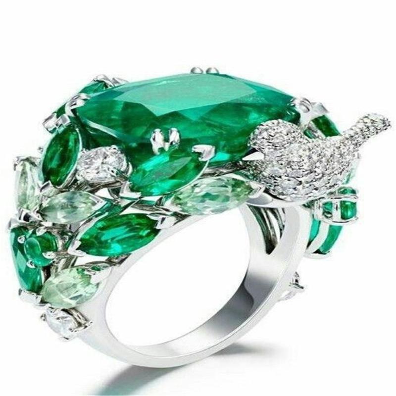 Classic Vintage Green Stone Rings for Women Wedding Bird Crystal Ring Luxury Jewelry Engagement Ring for Female Gift
Classic Vintage Green Stone Rings for Women Wedding Bird Crystal Ring Luxury Jewelry Engagement Ring for Female Gift
