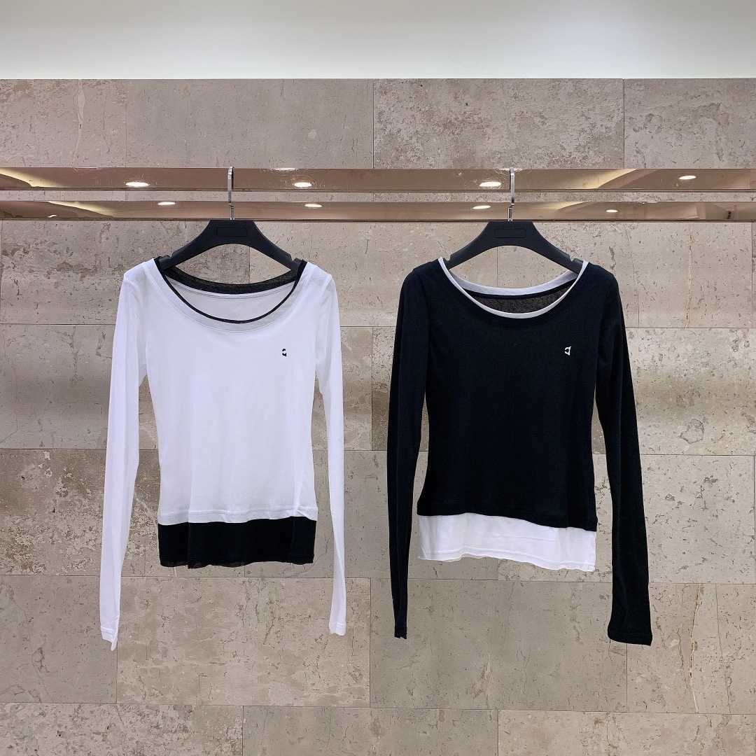 21SS women t shirt designer clothes deisgner / contrast stitching fake two piece embroidery print slim comfortable round, White
21SS women t shirt designer clothes deisgner / contrast stitching fake two piece embroidery print slim comfortable round, White