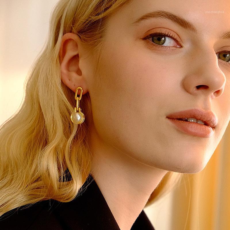 Latest Ladies Pearl Earrings Street Punk Locomotive Feel Simple Metal Thick Chain Daily Stud, Golden;silver
Latest Ladies Pearl Earrings Street Punk Locomotive Feel Simple Metal Thick Chain Daily Stud, Golden;silver