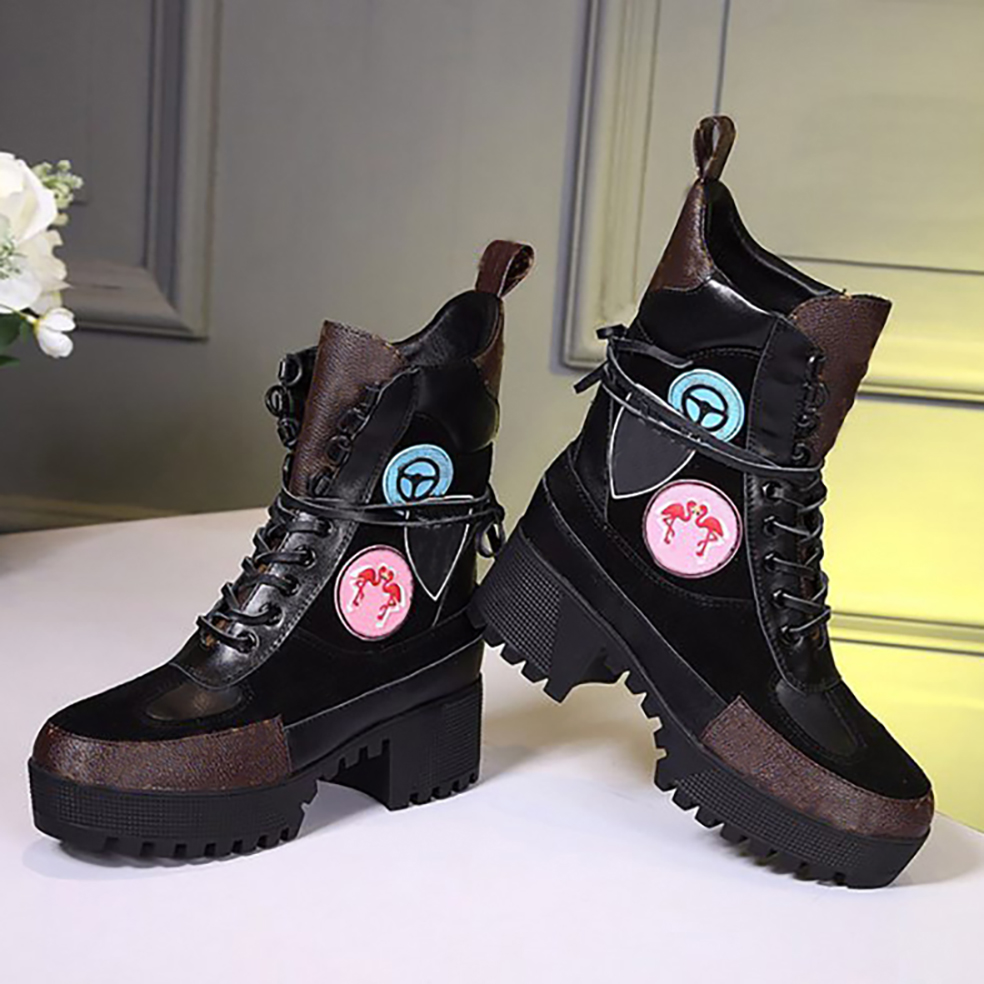 2021 desiner flamingos women boots Martin Desert Boot cowboy Fahsion winter boots leather 5cm Heel medal heavy duty soles size 35-42, 11
2021 desiner flamingos women boots Martin Desert Boot cowboy Fahsion winter boots leather 5cm Heel medal heavy duty soles size 35-42, 11