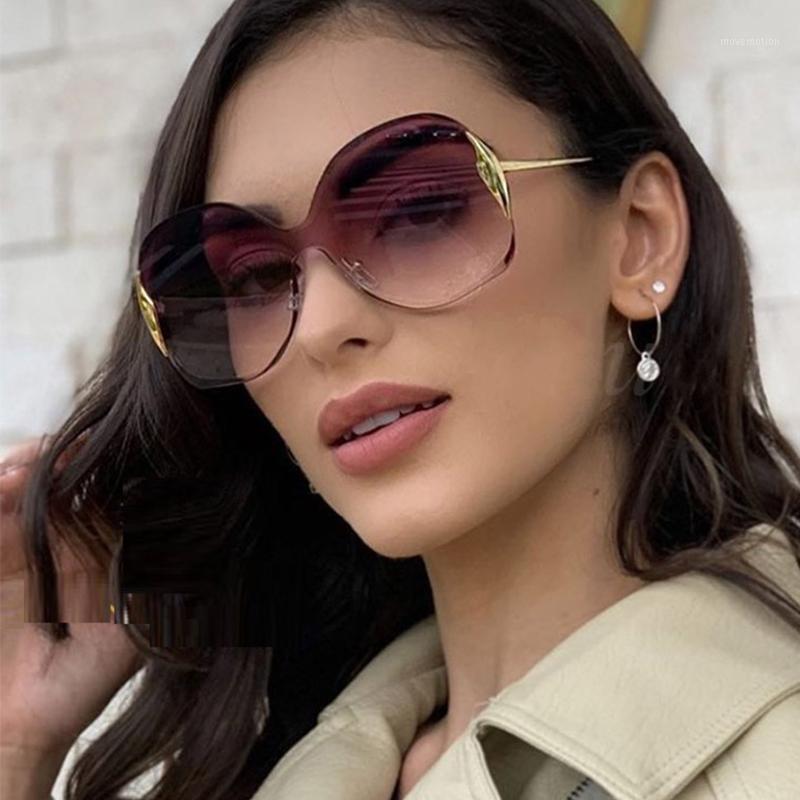 women rimless High qulity sunglasses 2020 clear shades Luxury Designer Vintage Gradient Lens sunglasses female ladies1
women rimless High qulity sunglasses 2020 clear shades Luxury Designer Vintage Gradient Lens sunglasses female ladies1