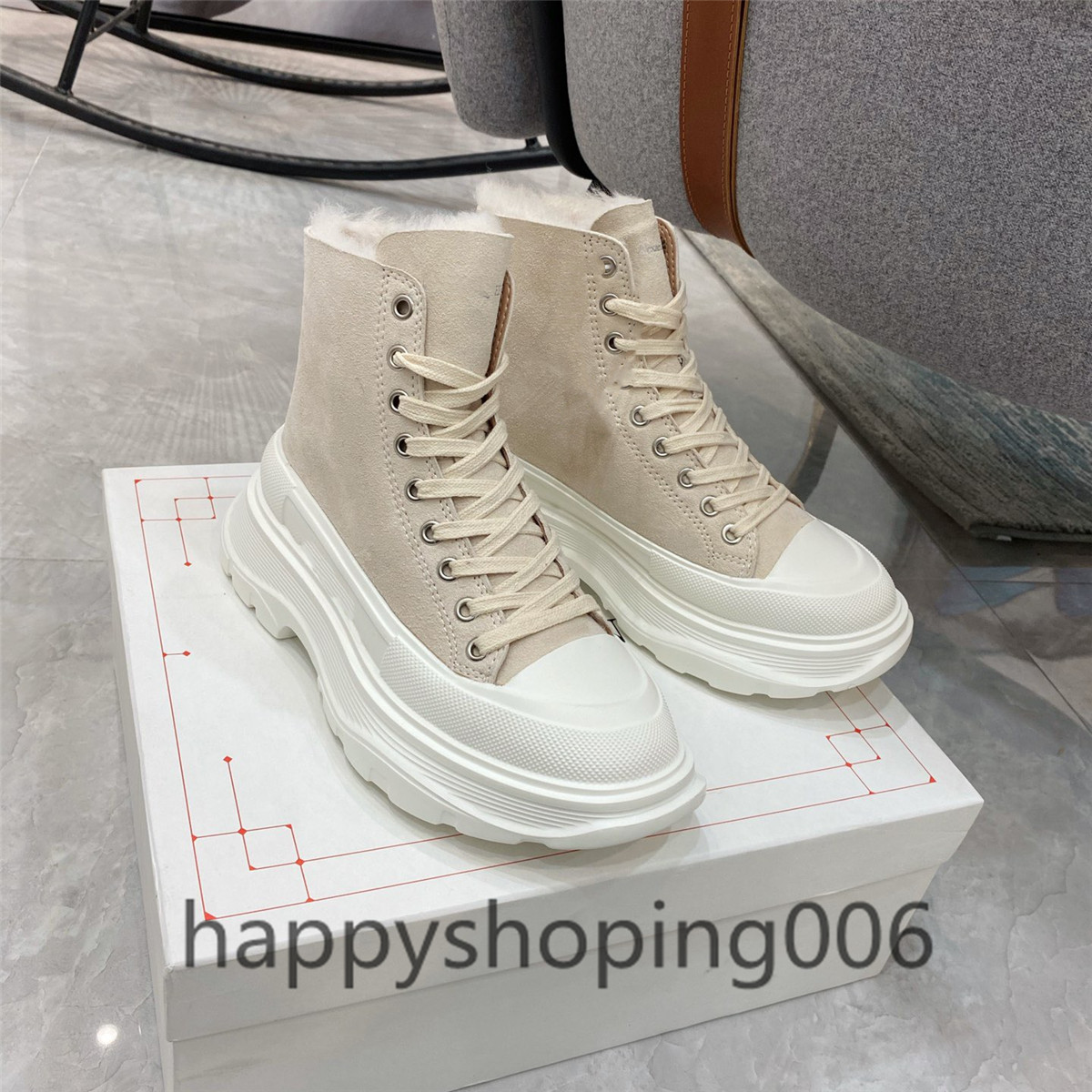 Black women's thick-soled shoes Martin boots breathable thick-soled fashion sneakers autumn high-top women's shoes color canvas
Black women's thick-soled shoes Martin boots breathable thick-soled fashion sneakers autumn high-top women's shoes color canvas