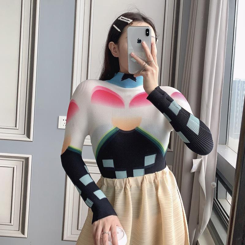 Miyake pleated corset top T-shirt fall 2021 women trendy plus size clothing asthetic printed long-sleeved bottoming shirt, Black
Miyake pleated corset top T-shirt fall 2021 women trendy plus size clothing asthetic printed long-sleeved bottoming shirt, Black
