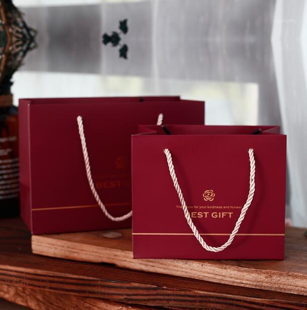 30Pcs Creative Burgundy BEST GIFT Wedding Favors Gift Bags Handbag Paper Bag For Holding Box / Candy Box1
30Pcs Creative Burgundy BEST GIFT Wedding Favors Gift Bags Handbag Paper Bag For Holding Box / Candy Box1