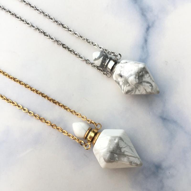 Faceted howlite point necklace,Howlite Necklace,Perfume Bottle necklace,Essential Oil Diffuser ,Perfume Bottle pendant.1
Faceted howlite point necklace,Howlite Necklace,Perfume Bottle necklace,Essential Oil Diffuser ,Perfume Bottle pendant.1