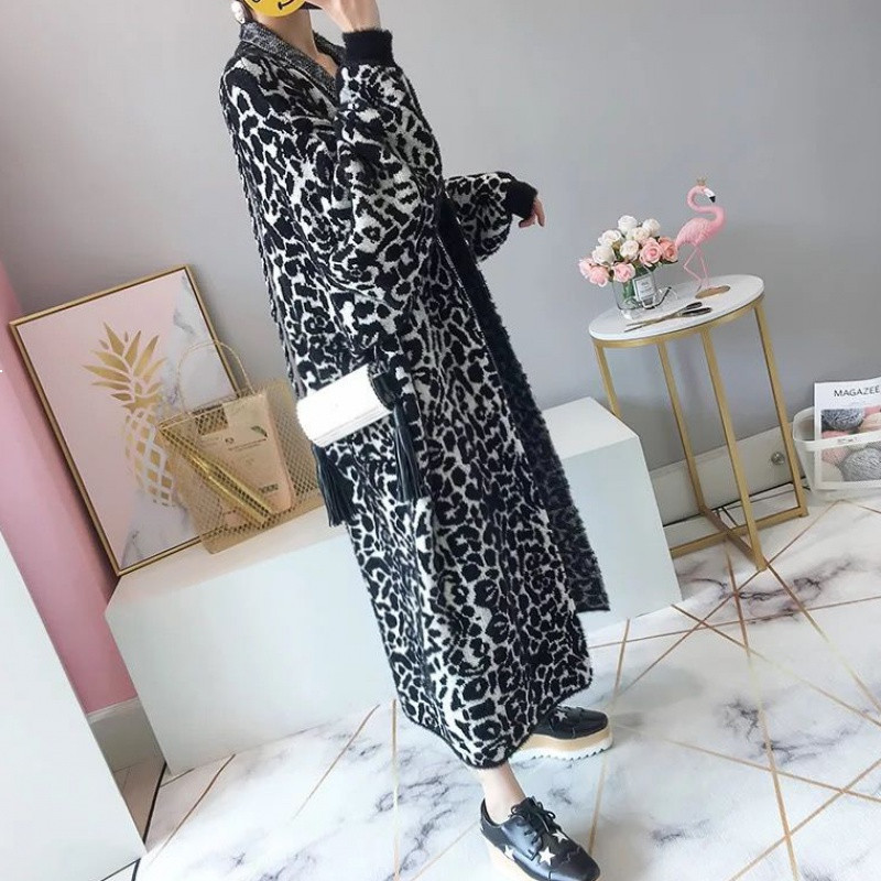 Mulheres Maxi Malha Cardigan Falso Vison Cashmere Jaqueta Feminina Camisola Outono Nova Moda Longo Solto Peludo Leopardo Casaco OKK6 1JJO, Games
Mulheres Maxi Malha Cardigan Falso Vison Cashmere Jaqueta Feminina Camisola Outono Nova Moda Longo Solto Peludo Leopardo Casaco OKK6 1JJO, Games