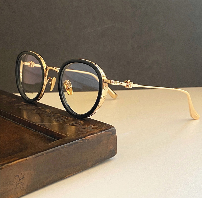 New Popular designer men women Eyewear fashion retro Oval shape frame glasses titanium Top quality Avant-garde design come with case, White;black
New Popular designer men women Eyewear fashion retro Oval shape frame glasses titanium Top quality Avant-garde design come with case, White;black
