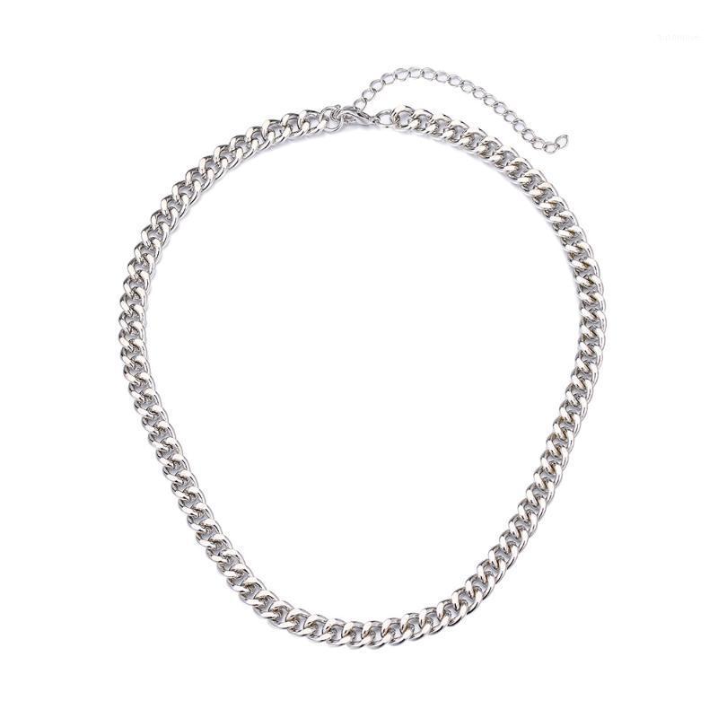 Hot Selling Jewelry Simple Chain Short Necklace for Women Men Trendy Gold and Metal Chain1
Hot Selling Jewelry Simple Chain Short Necklace for Women Men Trendy Gold and Metal Chain1