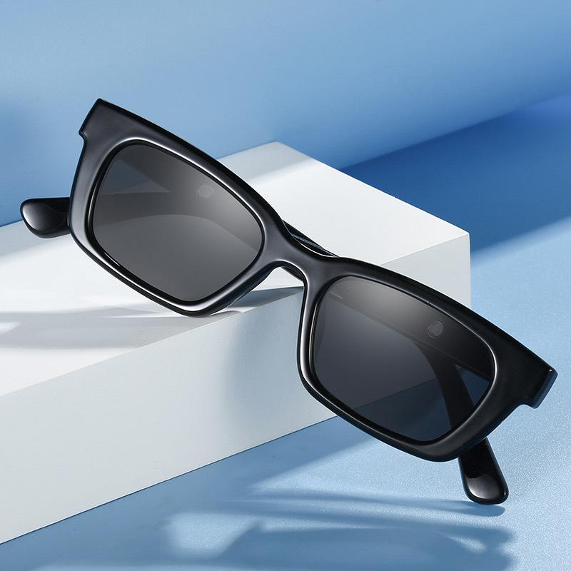 Sunglasses Retro Shades Square Women Brand Designer Fashion Female Sun Glasses Candy Colors Vintage Travel
Sunglasses Retro Shades Square Women Brand Designer Fashion Female Sun Glasses Candy Colors Vintage Travel