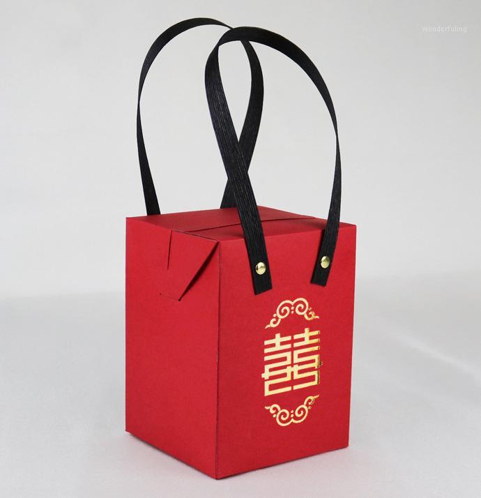 Custom , Kraft paper gift boxes with handle ,Red Paper Bag Cupcake Boxes/Cookies Walnut dry fruit Coffee beam box1
Custom , Kraft paper gift boxes with handle ,Red Paper Bag Cupcake Boxes/Cookies Walnut dry fruit Coffee beam box1