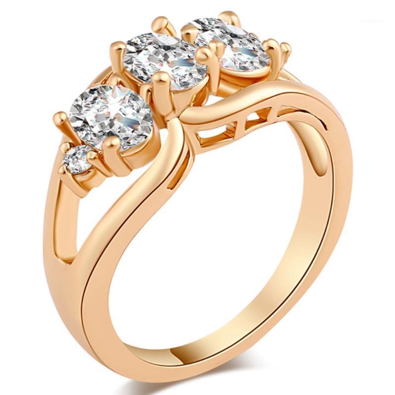 Stylish Fashion Women Ring Finger Jewelry Gold Color Austrian Crystal Rings Five Stone Cluster Bridal Rings top quality Jewelry1
Stylish Fashion Women Ring Finger Jewelry Gold Color Austrian Crystal Rings Five Stone Cluster Bridal Rings top quality Jewelry1