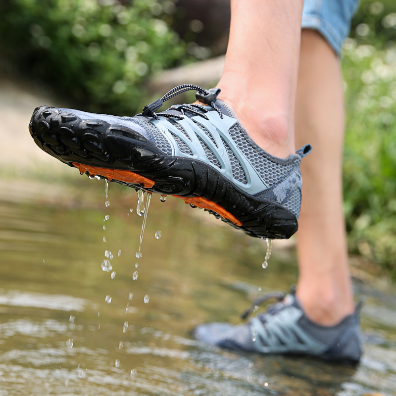 Barefoot Five Fingers Shoes Summer Beach Shoes for Men Upstream Walking Water Shoe Quick Drying Sports Footwear Y200420