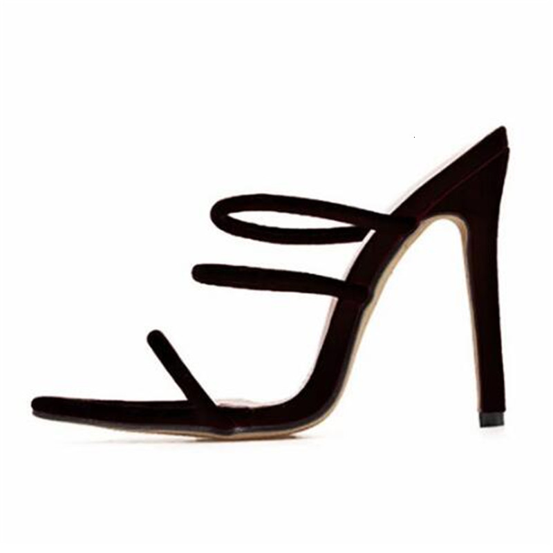 2021 New Female Summer Narrow-footed Slippers High Heels Toe Pointed Sandals Vacation Open Beach Toed Flip Flops COGU, Black
2021 New Female Summer Narrow-footed Slippers High Heels Toe Pointed Sandals Vacation Open Beach Toed Flip Flops COGU, Black