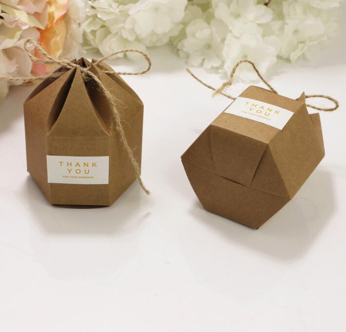 50 pcs/set hexagon craft gift candy box Christmas Valentine's gift packaging paper box Kraft Paper package cardboard lantern
50 pcs/set hexagon craft gift candy box Christmas Valentine's gift packaging paper box Kraft Paper package cardboard lantern