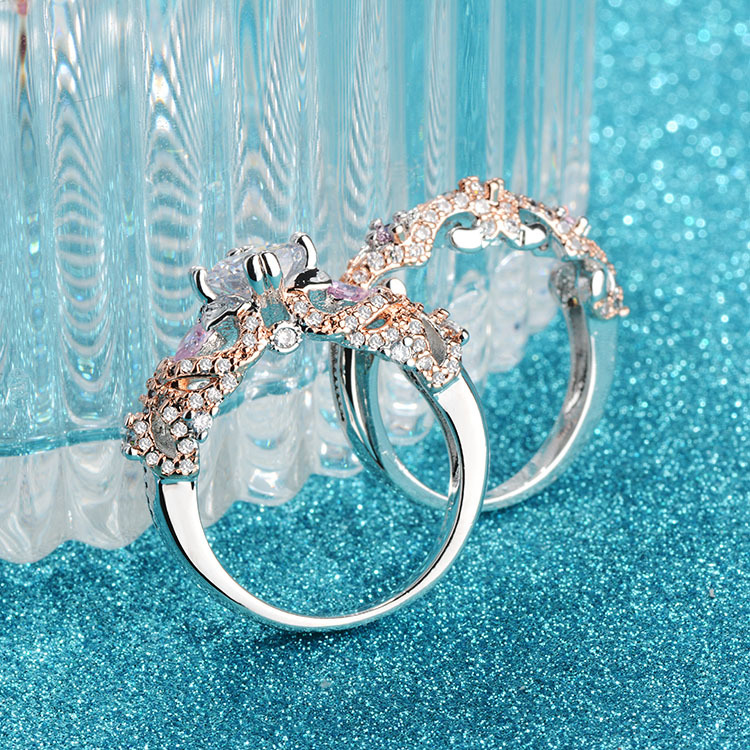 Women's ring, electroplated rose gold, platinum, color separation ring, European and American popular hot style, engagement, marriage propos
Women's ring, electroplated rose gold, platinum, color separation ring, European and American popular hot style, engagement, marriage propos