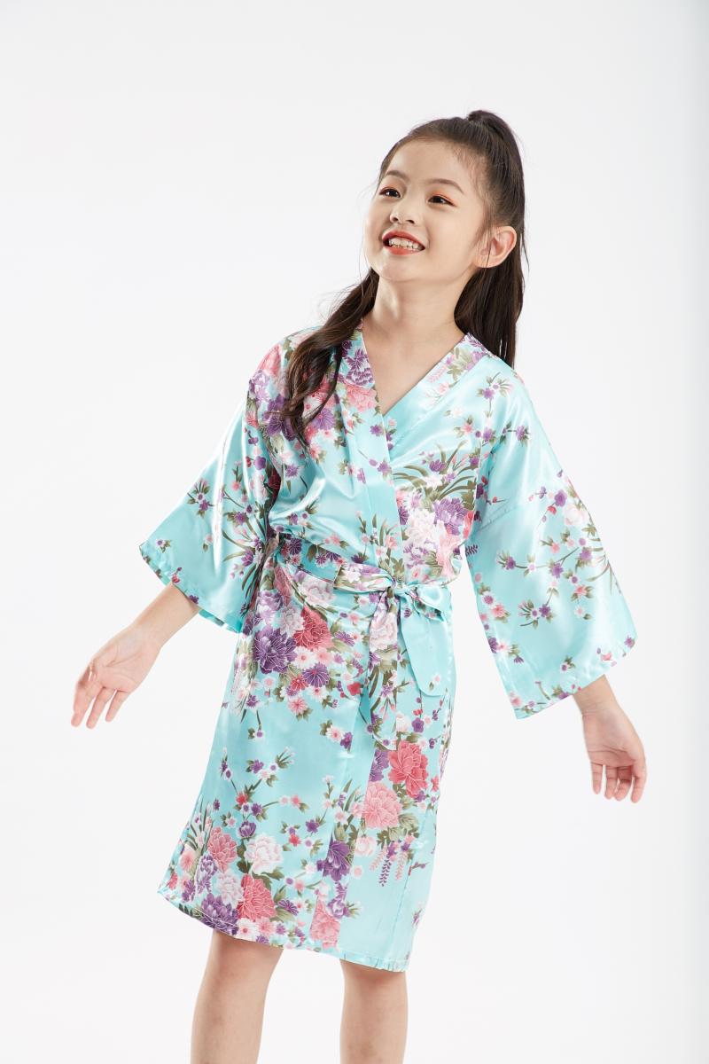 Children Nightdress Spring And Summer Girl Dressing Gown Kimono Imitation Silk Nightgown Floral Print Robe Satin Nightgown, Style 8
Children Nightdress Spring And Summer Girl Dressing Gown Kimono Imitation Silk Nightgown Floral Print Robe Satin Nightgown, Style 8
