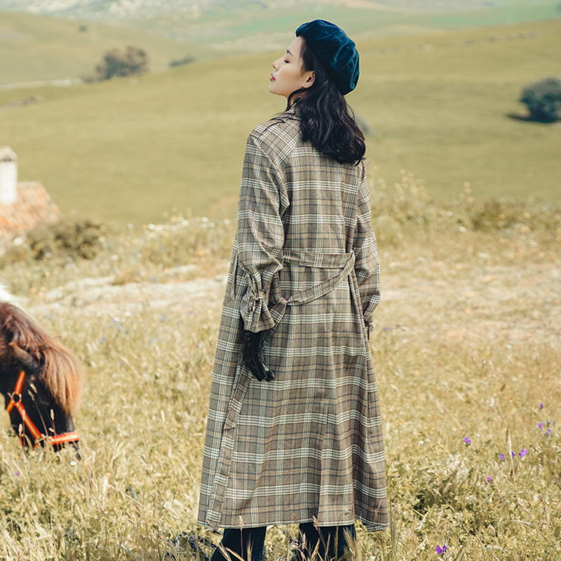 INMAN Spring Autumn Lapel Loose With Belt Retro Plaid Long Section Woman Trench Coat 201111