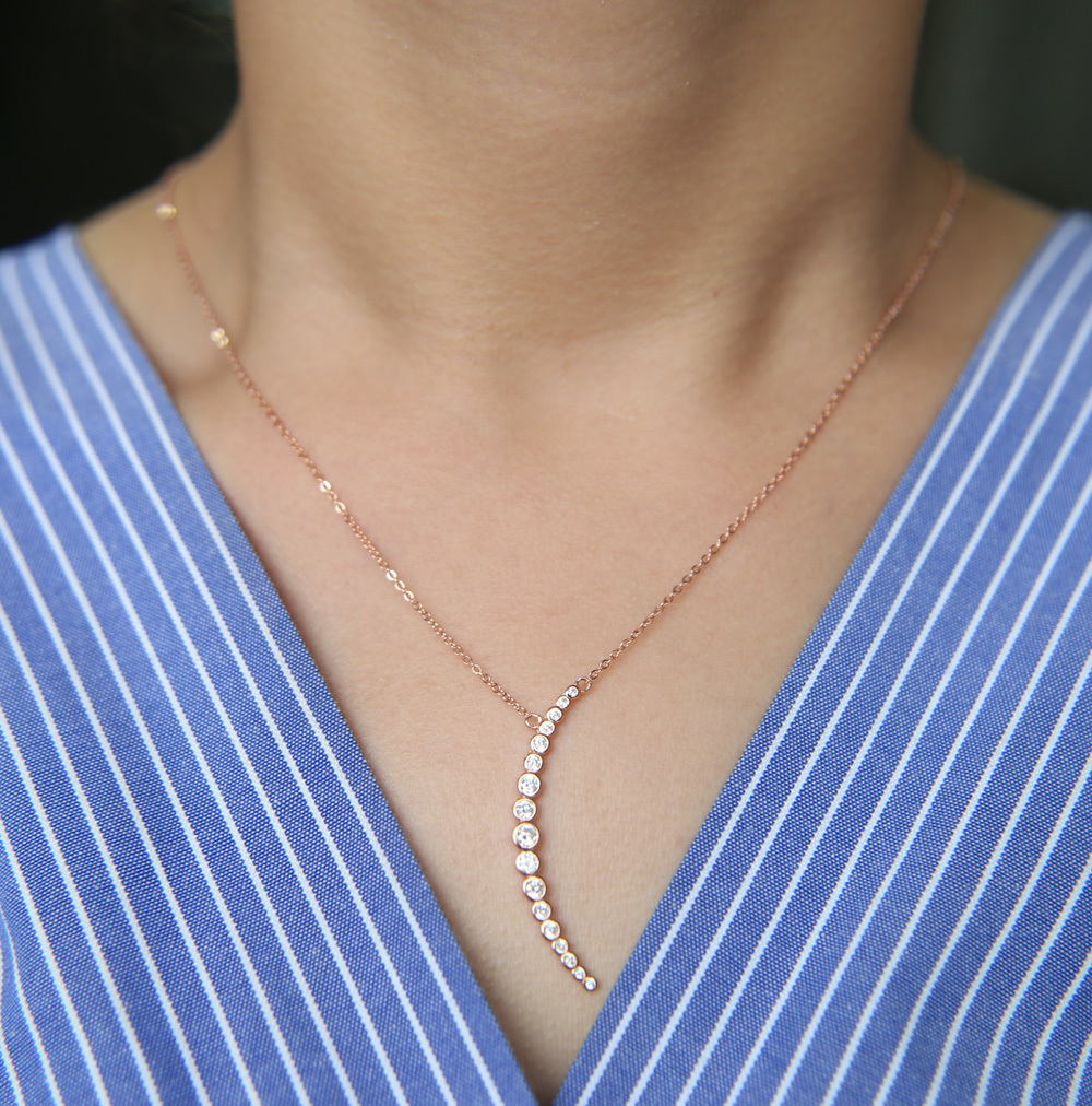 top quality 925 silver moon necklace sideway cz moon delicate chain Crescent moon sterling silver jewelry drop shipping Q0531
top quality 925 silver moon necklace sideway cz moon delicate chain Crescent moon sterling silver jewelry drop shipping Q0531