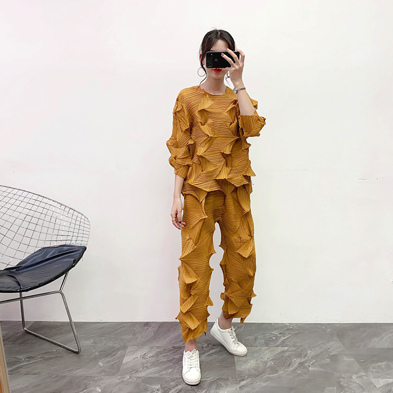 LANMREM roud neck full sleeves pleated three quarter sleeves T-shirt and high waist elastic wide legs pants set 201119