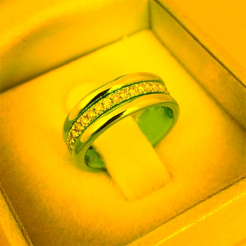 Cluster Rings Classic Wedding Women Ring Simple Finger With Middle Paved CZ Stones Understated Delicate Female Engagement Jewelry
Cluster Rings Classic Wedding Women Ring Simple Finger With Middle Paved CZ Stones Understated Delicate Female Engagement Jewelry