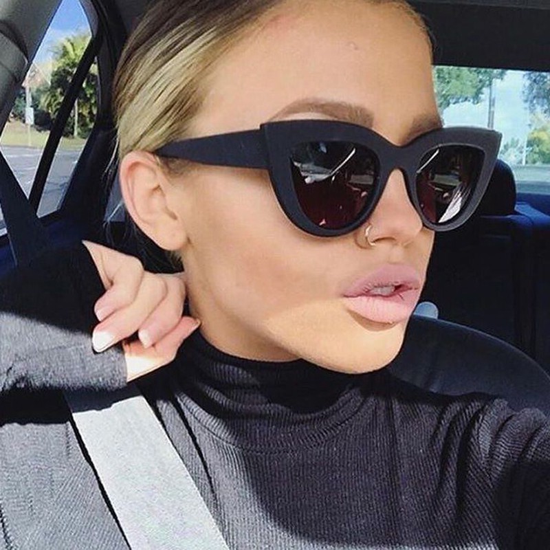 Cat Eye Fashion Vrouwen Vintage Luxe Merk Digner Zwarte Bril Zonnebril Voor Vrouwelijke UV400 Brillen Tinten, White;black
Cat Eye Fashion Vrouwen Vintage Luxe Merk Digner Zwarte Bril Zonnebril Voor Vrouwelijke UV400 Brillen Tinten, White;black