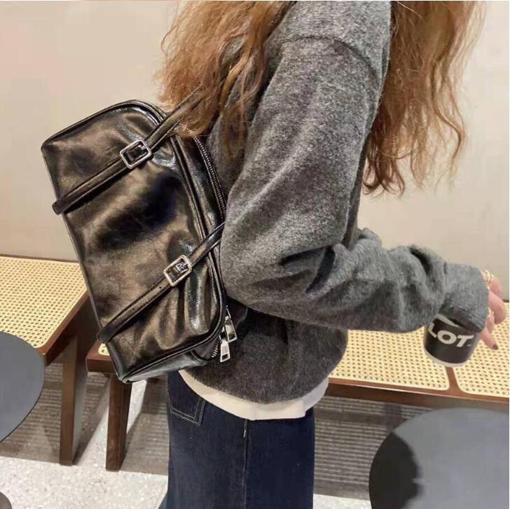 Fashion new women bag large tote simple messenger girl shoulder bag women cute uui777, Black
Fashion new women bag large tote simple messenger girl shoulder bag women cute uui777, Black