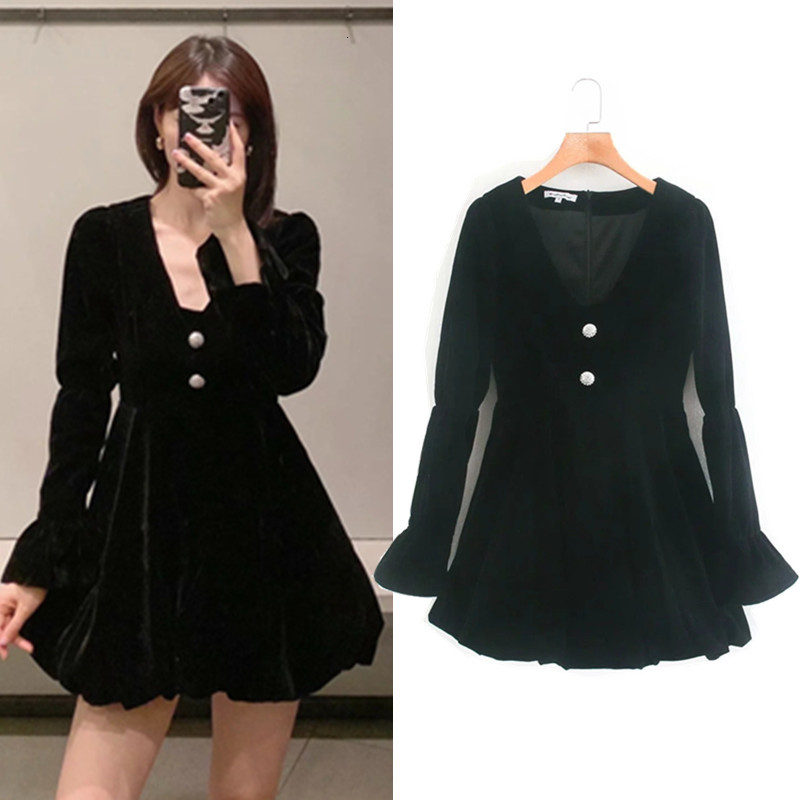 2021 New Vintage French Black Velvet Women Fashion V-neck Long Puff Sleeves A-line Slim Mini Dress Woman Elegant Dresses Qte1
2021 New Vintage French Black Velvet Women Fashion V-neck Long Puff Sleeves A-line Slim Mini Dress Woman Elegant Dresses Qte1