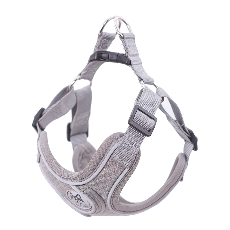 Dog's Collars & Leashes chest strap pet products new small and medium-sized dog reflective anti-break vest type dog leash
Dog's Collars & Leashes chest strap pet products new small and medium-sized dog reflective anti-break vest type dog leash