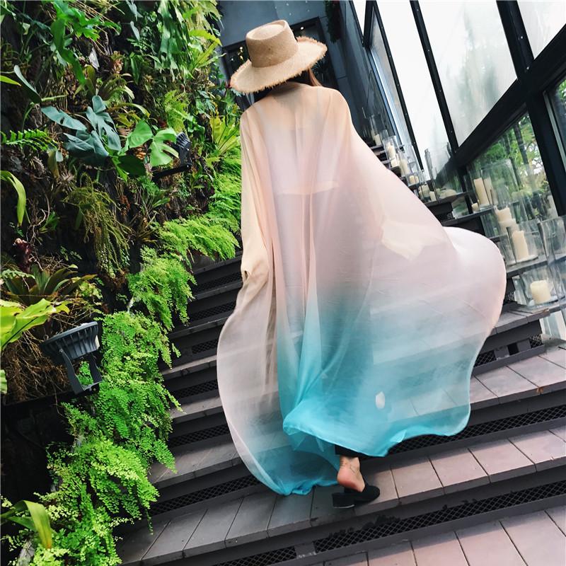 2020 New Summer Gradient Silk Scarf For Women Soft Wraps and Shawls Oversides Bandana Beach Hijab Female Foulard
2020 New Summer Gradient Silk Scarf For Women Soft Wraps and Shawls Oversides Bandana Beach Hijab Female Foulard