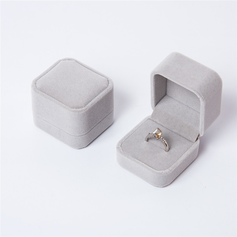 Velvet Jewelry Gift Boxes Gifts Wrap Square Design Rings Display Show Case Weddings Party Couple Jewelrys Packaging Box For Ring Earrings