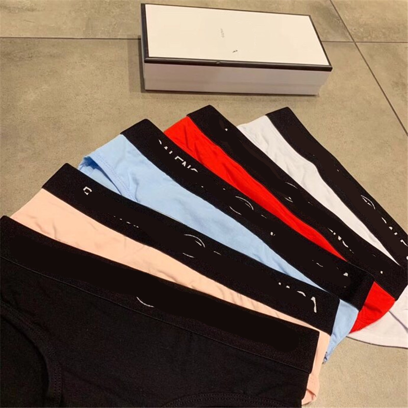 Blue Black Pink White Grey Red 5 Pieces Underwear Suit For Women Classics All Cottn Simple Joker Everyday Briefs With Gift Box
Blue Black Pink White Grey Red 5 Pieces Underwear Suit For Women Classics All Cottn Simple Joker Everyday Briefs With Gift Box