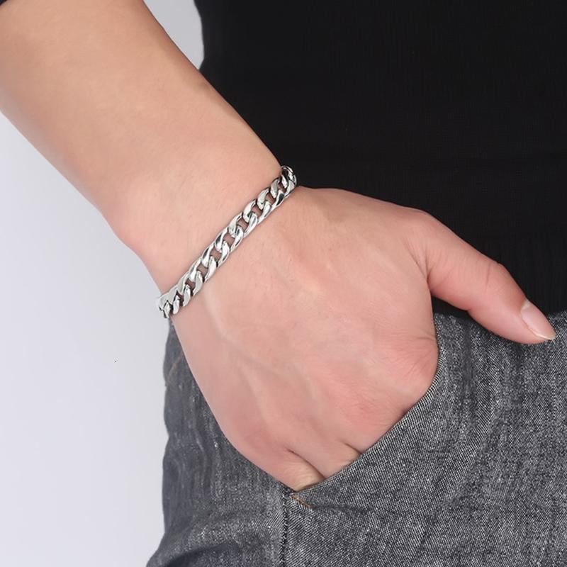 Jingyang Groothandel Rvs Ketting Op Hand Voor Heren 2019 Cubaanse Link Armbanden Mannen Accessoires Vrouwen Armband Free shipping