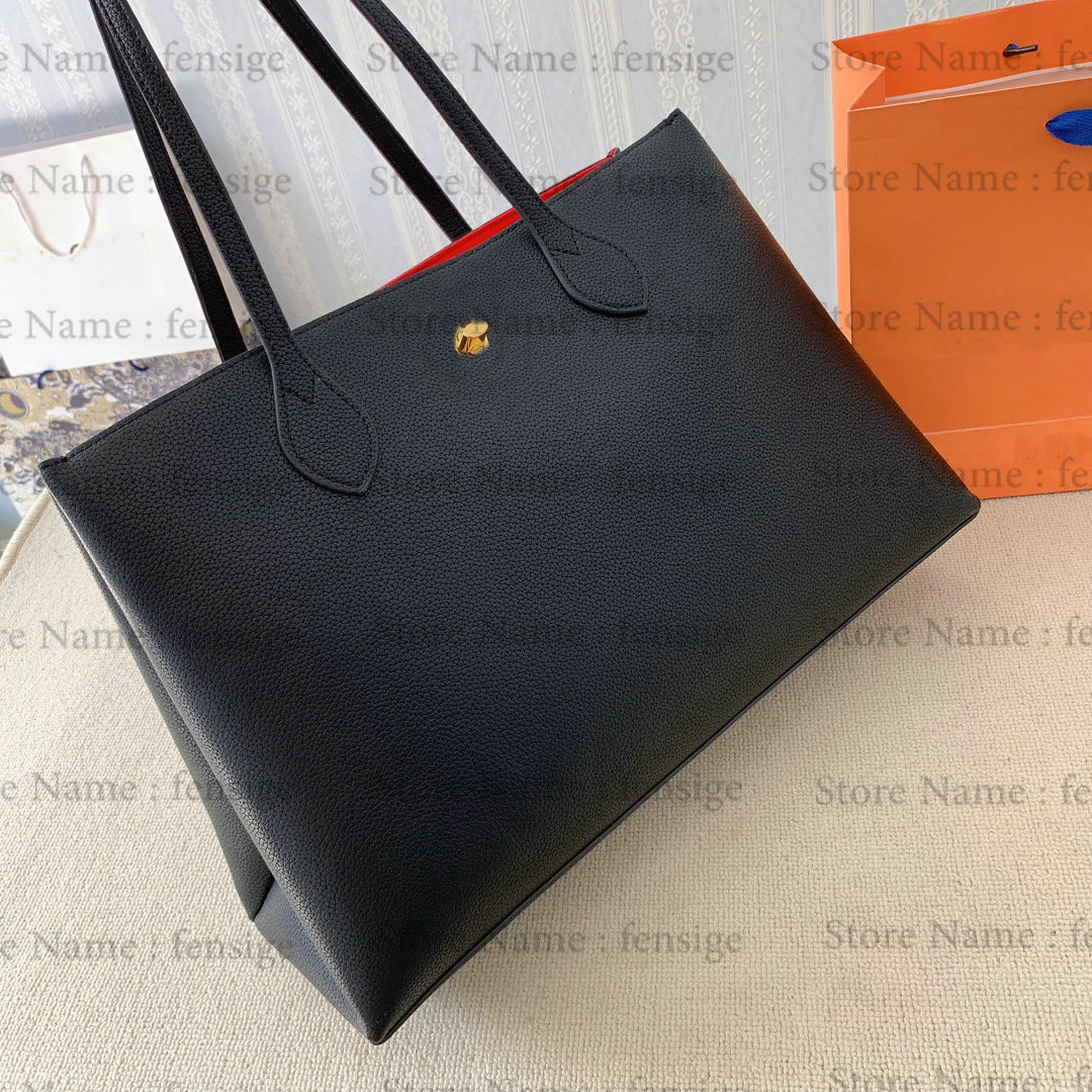 Lockme Shopper Bag A4 Business Tote Womens Lururys Designer Duffle Handbag With Turn lock Two long leather straps Handle Bags, #1
Lockme Shopper Bag A4 Business Tote Womens Lururys Designer Duffle Handbag With Turn lock Two long leather straps Handle Bags, #1