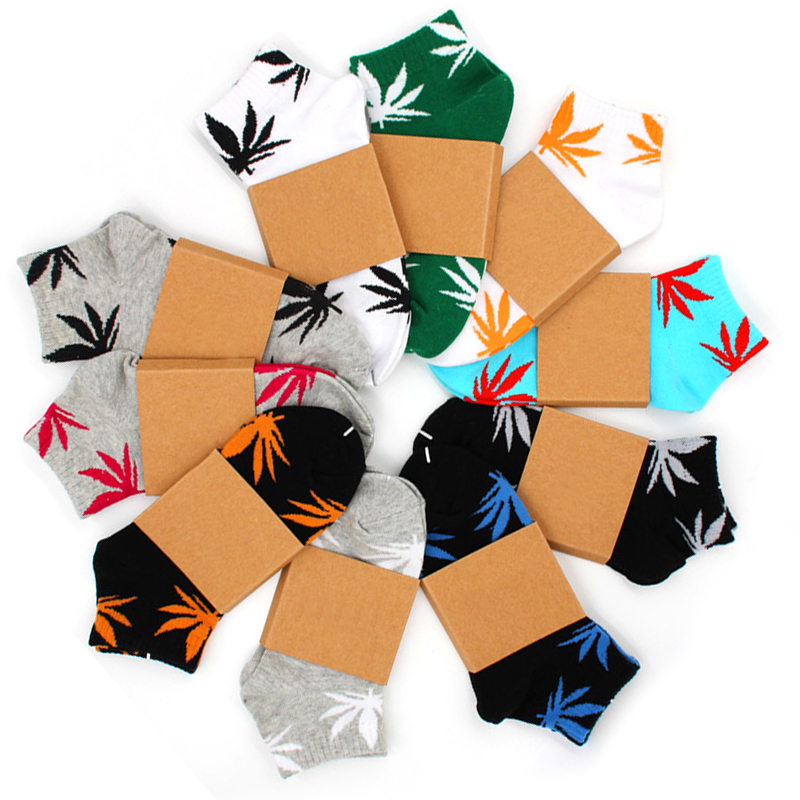 Men Women Low Cut Ankle Socks with Print of Leaves Unisex Cotton Skateboard Boat Ship Sock Christmas Gift, Black
Men Women Low Cut Ankle Socks with Print of Leaves Unisex Cotton Skateboard Boat Ship Sock Christmas Gift, Black