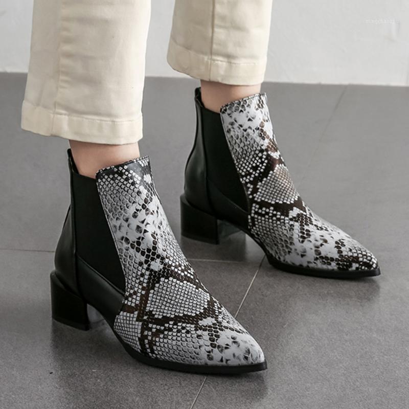 sport shoes woman 2020 Snake Grain Pointed Toe Slip-Up Boots Square Heels Vintage chaussures femmes hiver nouveau 2020#31, White
sport shoes woman 2020 Snake Grain Pointed Toe Slip-Up Boots Square Heels Vintage chaussures femmes hiver nouveau 2020#31, White