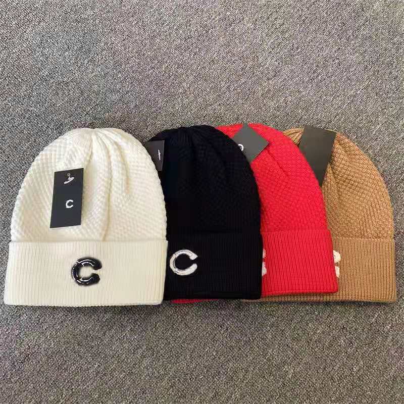 Hot Classic letter Knitted Beanie Caps for Men Women Autumn Winter Warm Thick Wool Embroidery Cold Hat Couple Fashion Street Hats with label, Blue;gray
Hot Classic letter Knitted Beanie Caps for Men Women Autumn Winter Warm Thick Wool Embroidery Cold Hat Couple Fashion Street Hats with label, Blue;gray