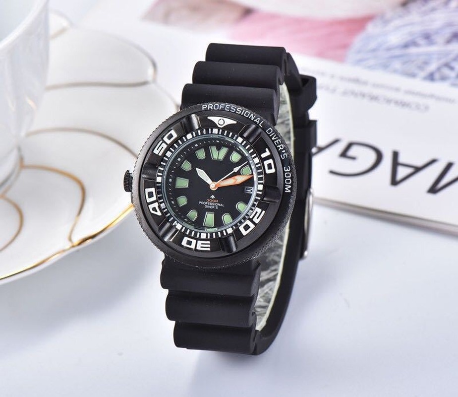 108 Chronograph Working High Quality Stainless Steel Mens Top Luxury Watches For Man Multifunction Fashion Casual Quartz Watche
108 Chronograph Working High Quality Stainless Steel Mens Top Luxury Watches For Man Multifunction Fashion Casual Quartz Watche