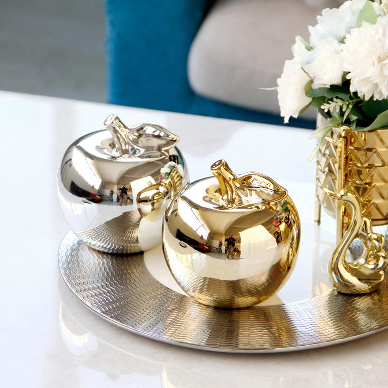 Gold plated apple ceramic decoration modern minimalist European style ins style home accessories creative Christmas gifts
Gold plated apple ceramic decoration modern minimalist European style ins style home accessories creative Christmas gifts
