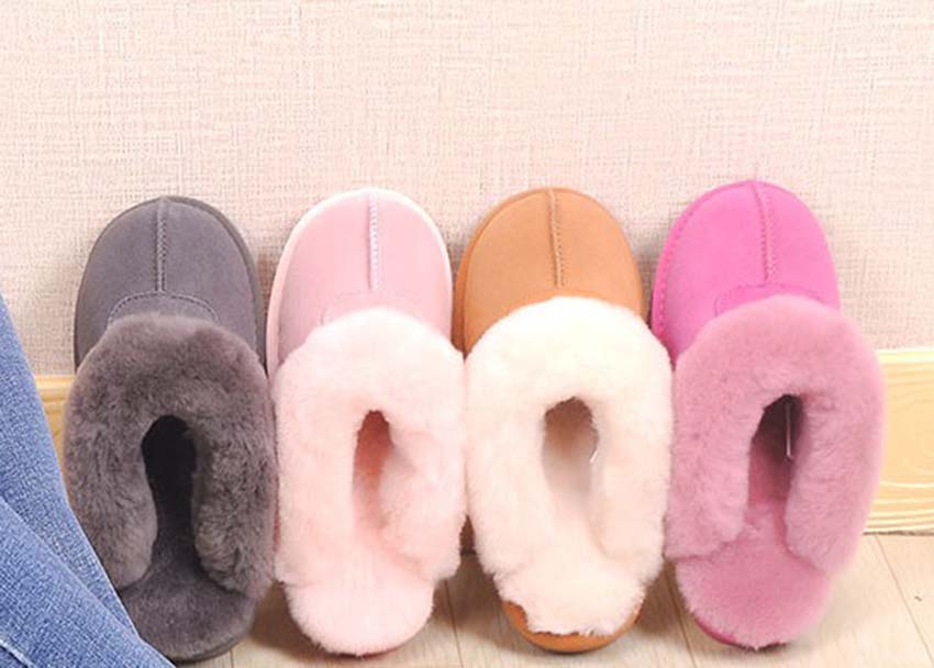 2021 Hot sell Classic design 51250 Warm slippers goat skin sheepskin snow boots Martin boots short women boots keep warm shoes H002, Photo 1
2021 Hot sell Classic design 51250 Warm slippers goat skin sheepskin snow boots Martin boots short women boots keep warm shoes H002, Photo 1